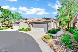 Photo #1: 2522260 Listing