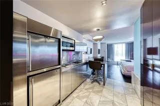 Photo #4: 2522275 Listing