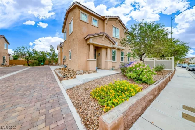 MLS: 2522291 Condo For Sale