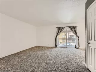 Photo #1: 2522317 Listing 