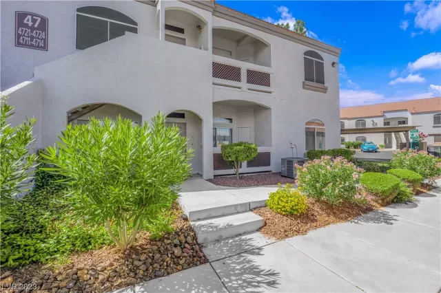 MLS: 2522327 Condo For Sale