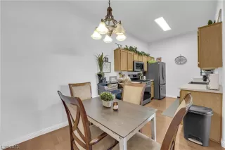 Photo #4: 2522327 Listing 