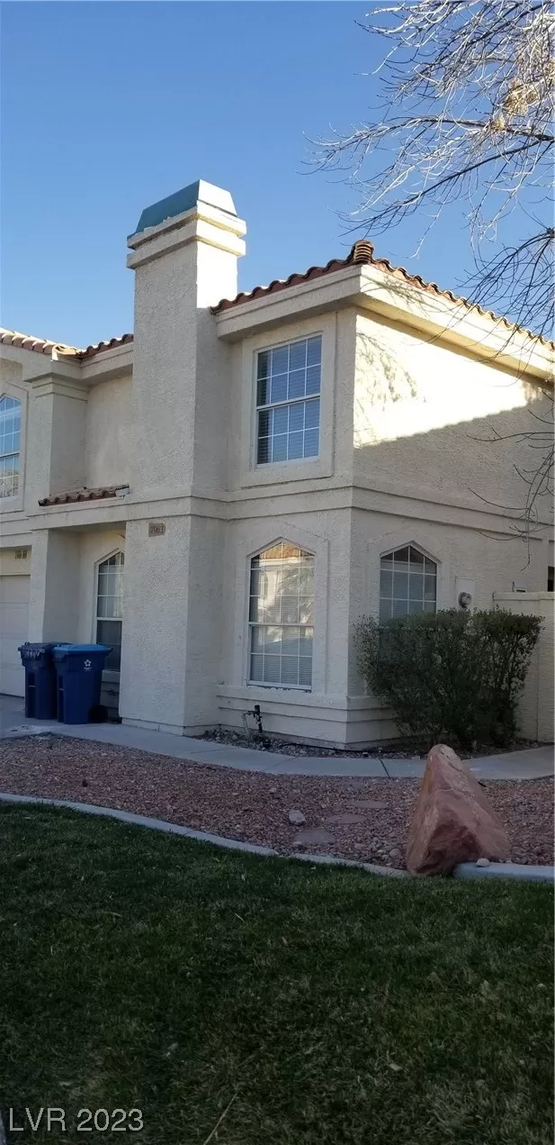 MLS: 2522362 Condo For Sale