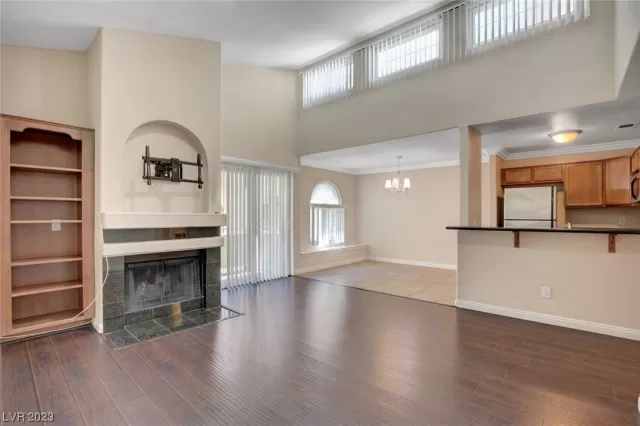 MLS: 2522366 Condo For Sale