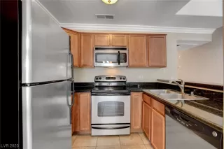 Photo #4: 2522366 Listing