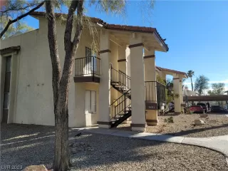 Photo #3: 2522367 Listing 