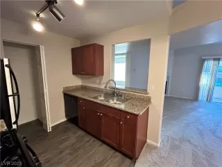 Photo #3: 2522372 Listing 