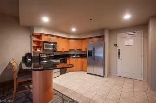 Photo #1: 2522399 Listing