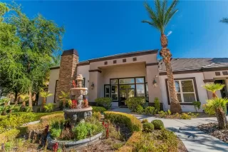 Photo #1: 2522449 Listing