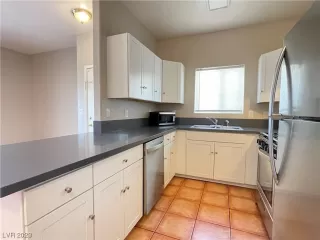 Photo #5: 2522469 Listing 