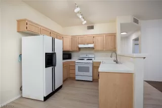 Photo #6: 2522514 Listing 