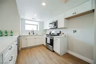 Photo #6: 2522542 Listing