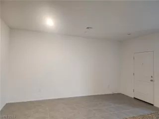 Photo #5: 2522559 Listing 