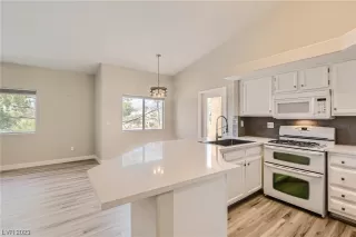 Photo #4: 2522563 Listing 