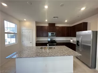 Photo #5: 2522564 Listing 