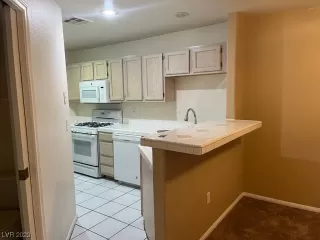 Photo #6: 2522594 Listing 