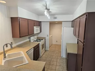 Photo #5: 2522600 Listing 