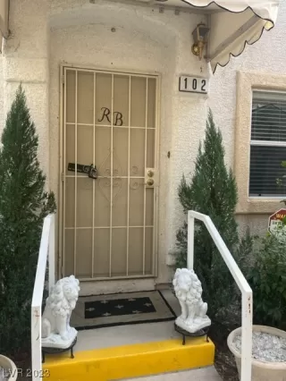 Photo #2: 2522634 Listing