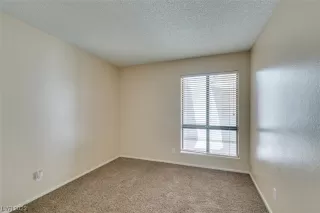 Photo #2: 2522671 Listing 