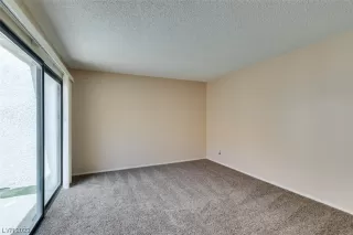 Photo #5: 2522671 Listing 