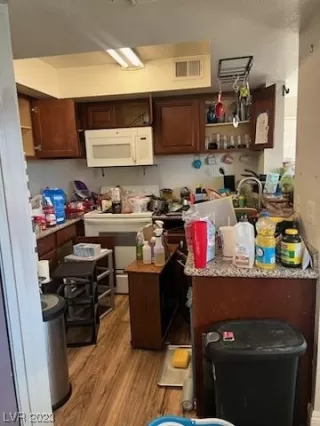 Photo #4: 2522713 Listing