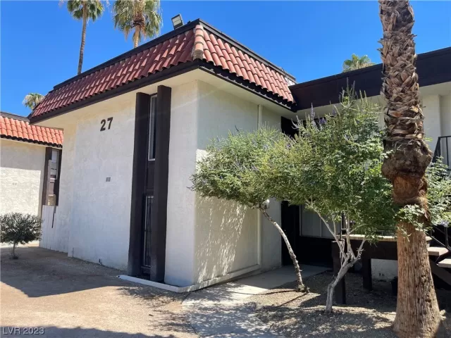 MLS: 2522721 Condo For Sale