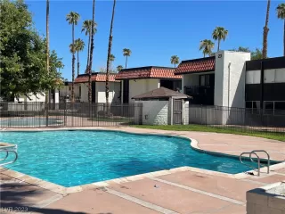 Photo #2: 2522721 Listing 