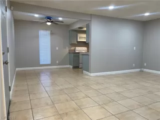 Photo #4: 2522721 Listing 