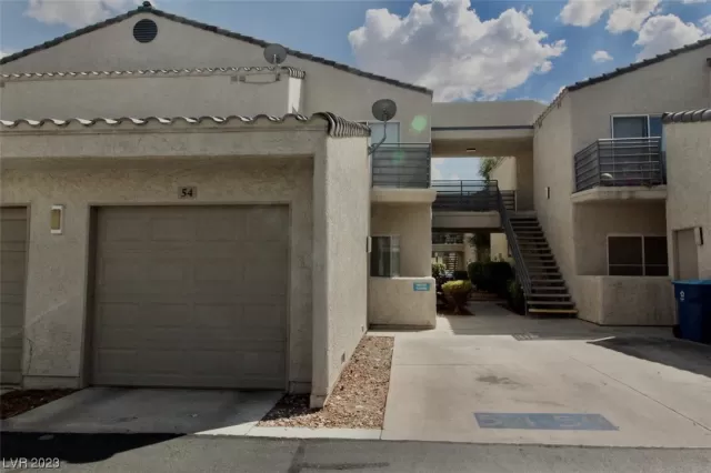 MLS: 2522727 Condo For Sale