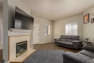 Photo #2: 2522775 Listing