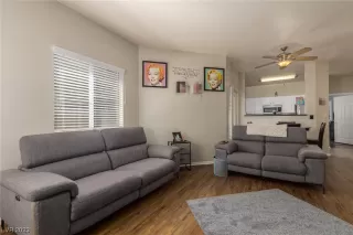 Photo #5: 2522775 Listing