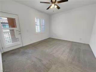 Photo #6: 2522789 Listing