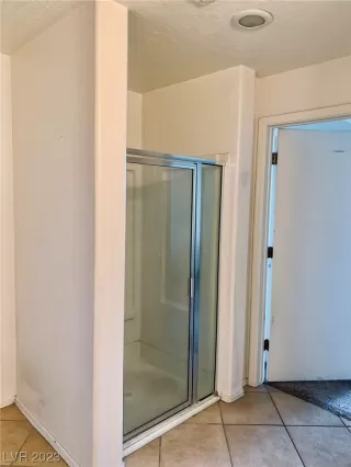 Photo #4: 2522852 Listing 