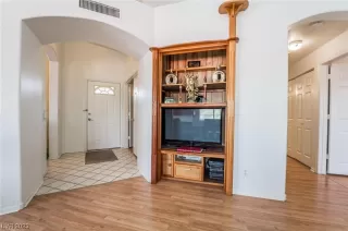 Photo #2: 2522867 Listing 