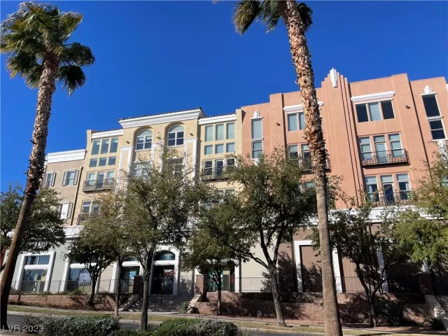 MLS: 2522870 Condo For Sale