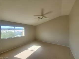 Photo #3: 2522876 Listing