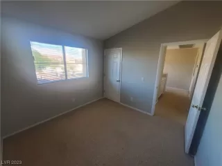 Photo #5: 2522876 Listing