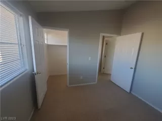 Photo #6: 2522876 Listing