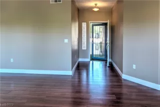 Photo #2: 2522881 Listing