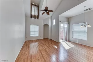 Photo #5: 2522893 Listing 