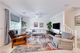 Photo #3: 2522918 Listing