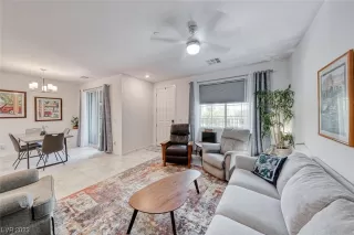 Photo #4: 2522918 Listing