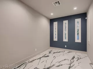 Photo #4: 2522960 Listing 