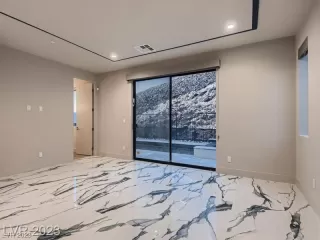 Photo #5: 2522960 Listing 