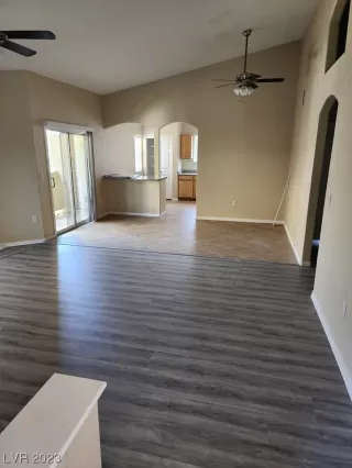 Photo #2: 2523013 Listing 