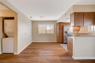 Photo #1: 2523044 Listing 