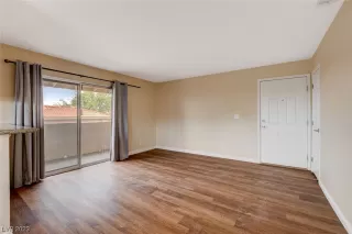 Photo #6: 2523044 Listing 