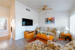 Photo #6: 2523045 Listing