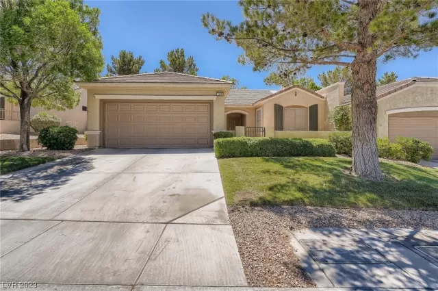 MLS: 2523063 Condo For Sale