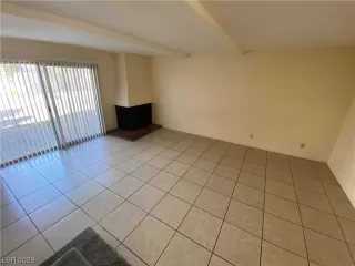 Photo #1: 2523106 Listing 